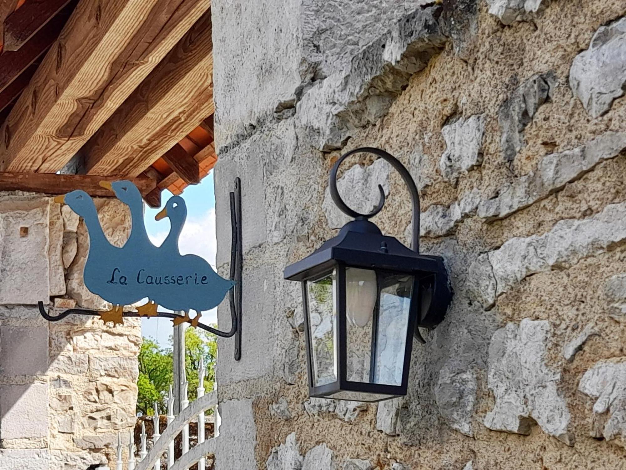 La Causserie, 2 Chambres D'Hotes, 2 A 4 Invites, Pour Vous Seuls Gramat Extérieur photo